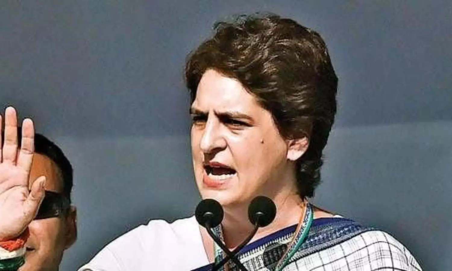 Is Priyanka the CM candidate? Congress distributes one million calendars in UP