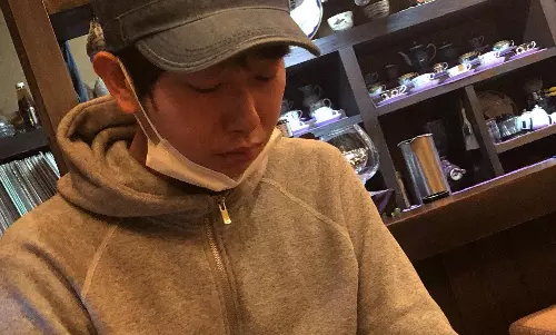 Japanese man gets rented for doing nothing