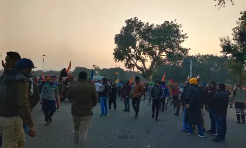 100 protesting farmers in Haryana charged with sedition