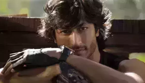Vidyut Jammwal starts shooting his debut production, IB 71