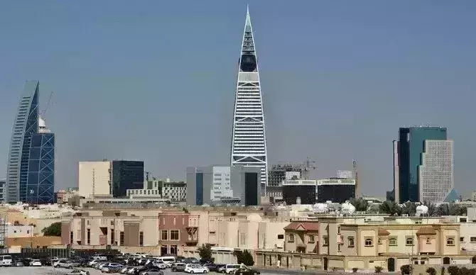 Saudi Arabia arrests 32 suspects in corruption case