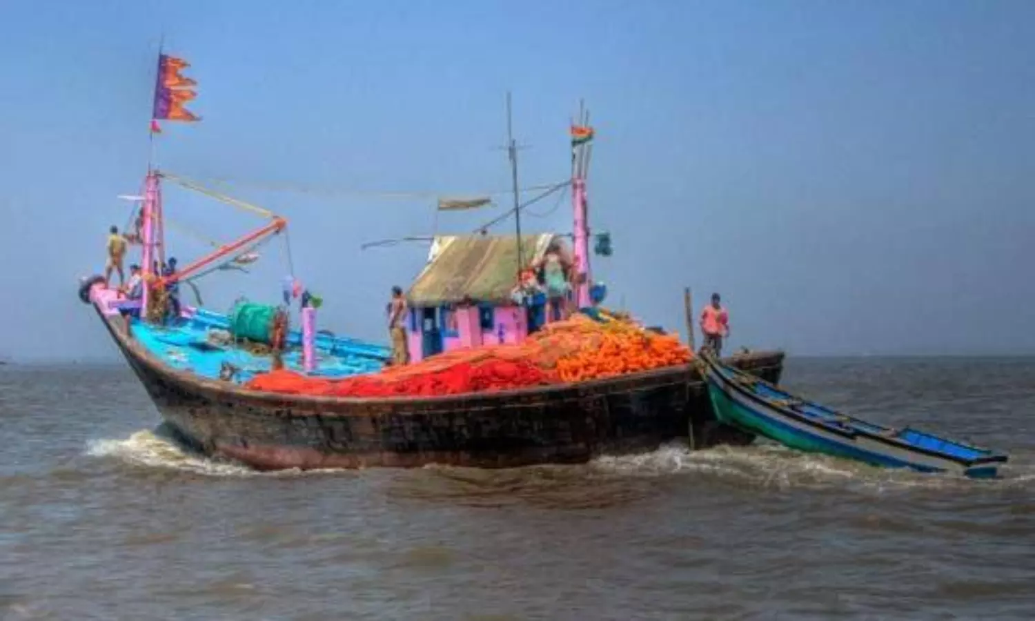 Kerala govt, US firm inks deal to manufacture trawlers