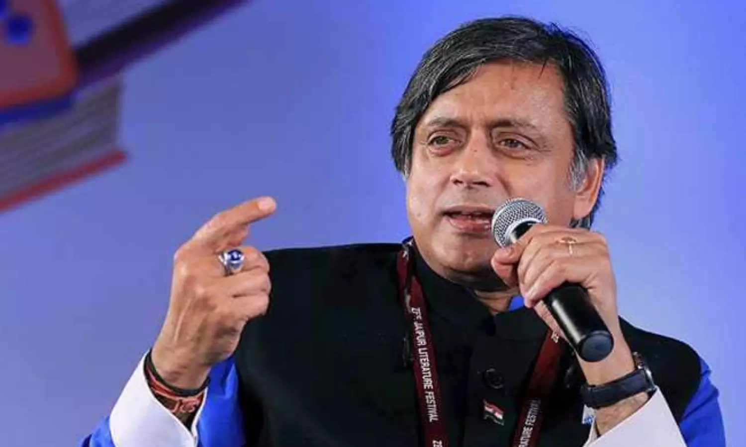 Health Min finds shelter in alternative reality as country gasp for breath: Tharoor