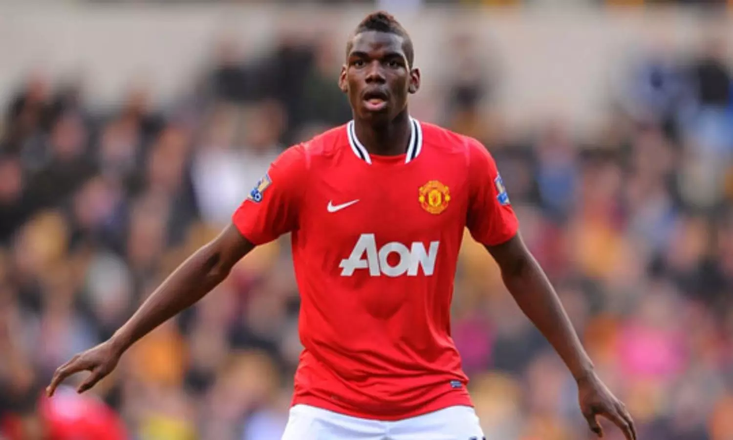 Man United signs 5-year contract with Pogba