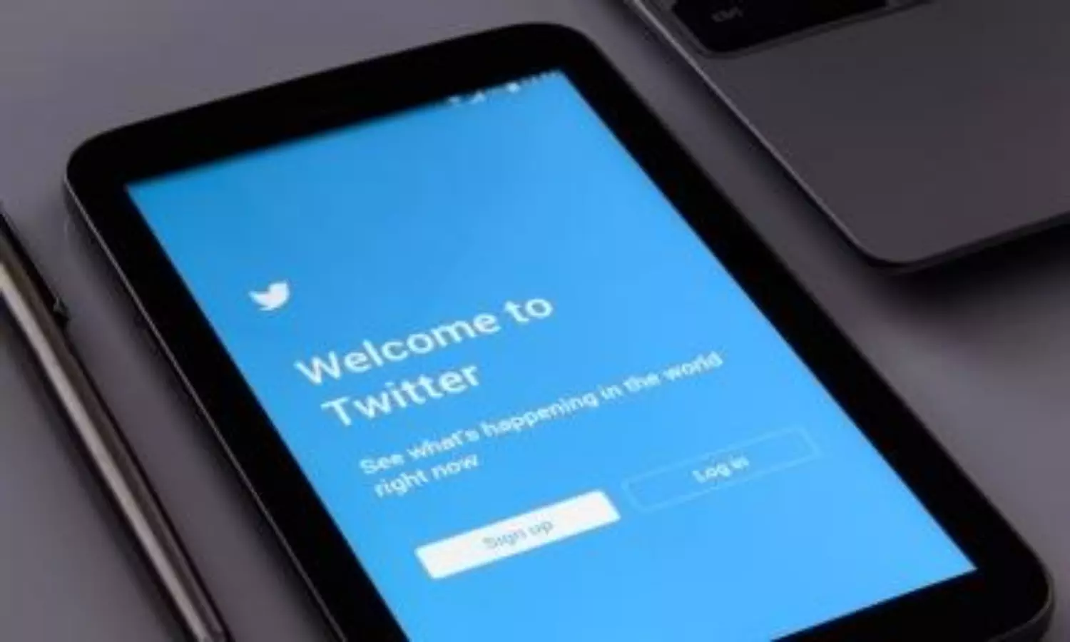 Twitter tests new e-commerce features for tweets