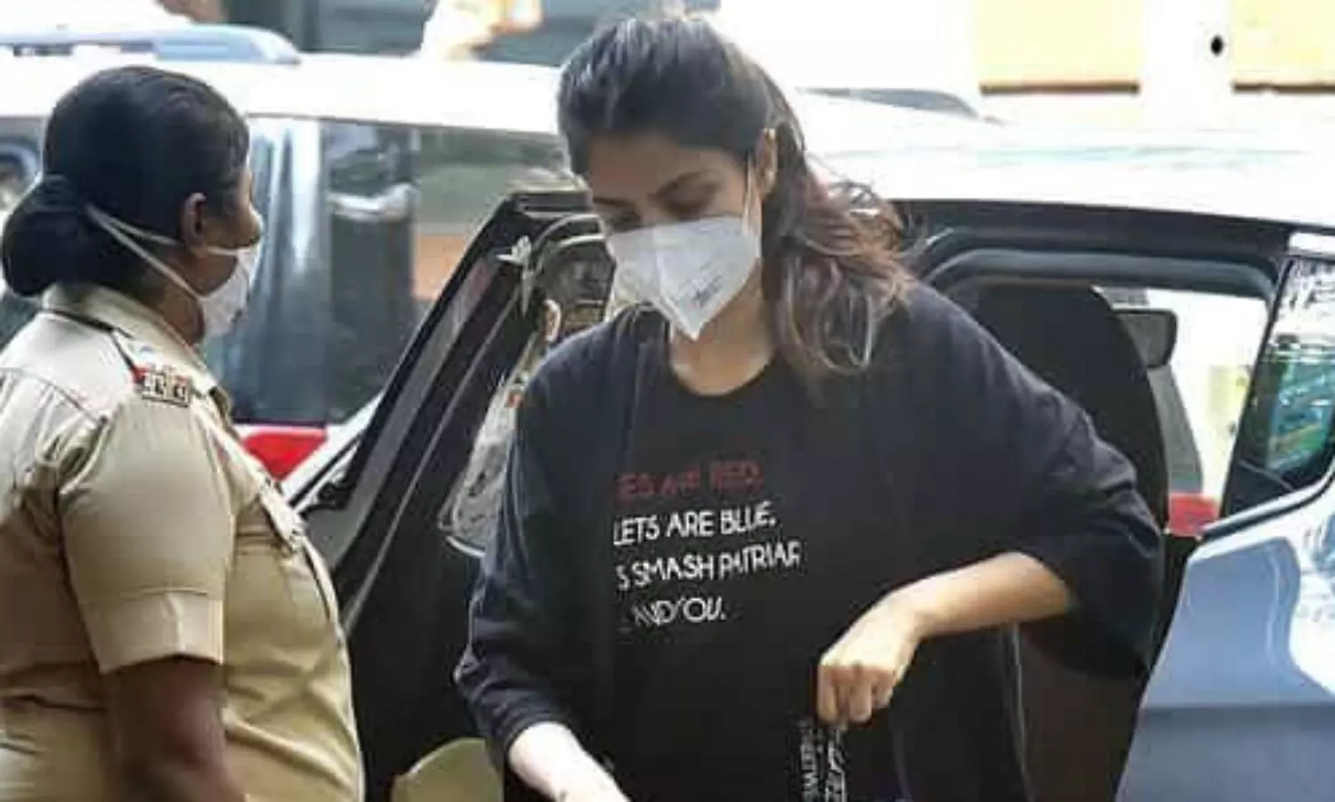 NCB moves court to cancel Rhea Chakrabortys bail