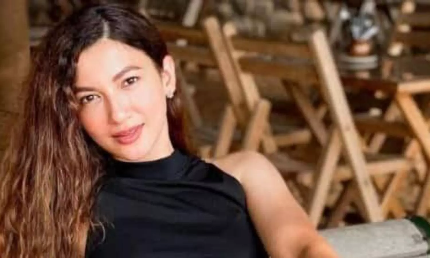 FIR filed against Bollywood actress for violating Covid-19 protocol