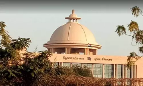 Cong stages walkout over farmers protests in Gujarat