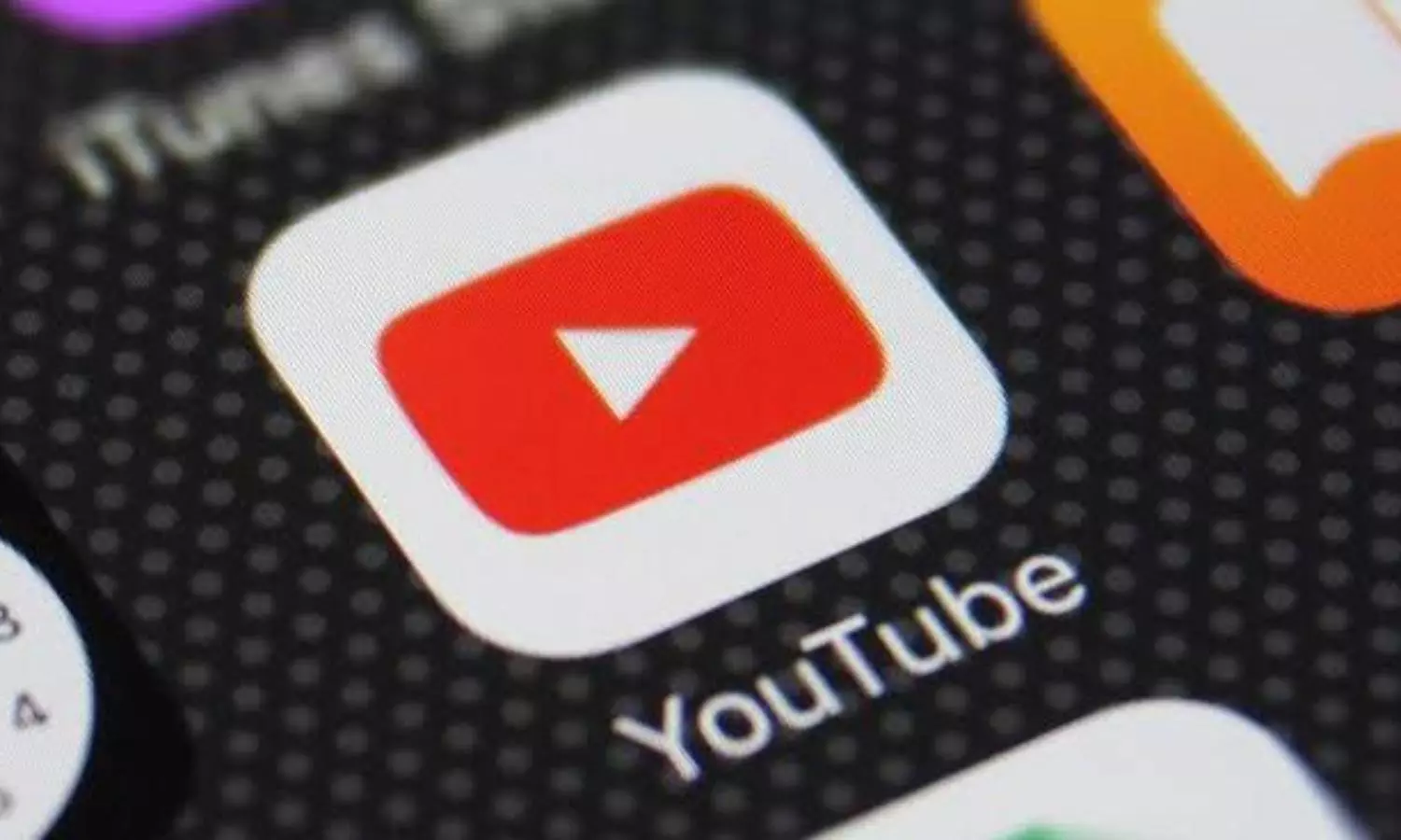 YouTube wont remove 3 hours long live-streamed US mass shooting video