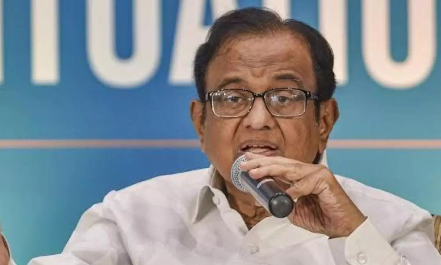 P Chidambaram takes a dig at Modi-let NDA govt for surging inflation, plunging stock market