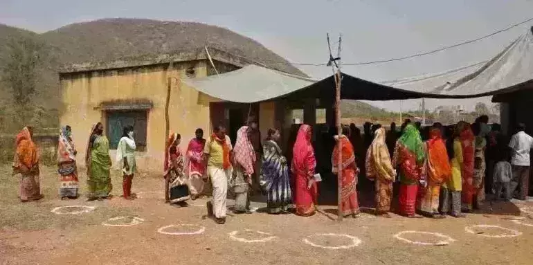 Sixth phase Assembly Elections underway in Bengal amid virus threat