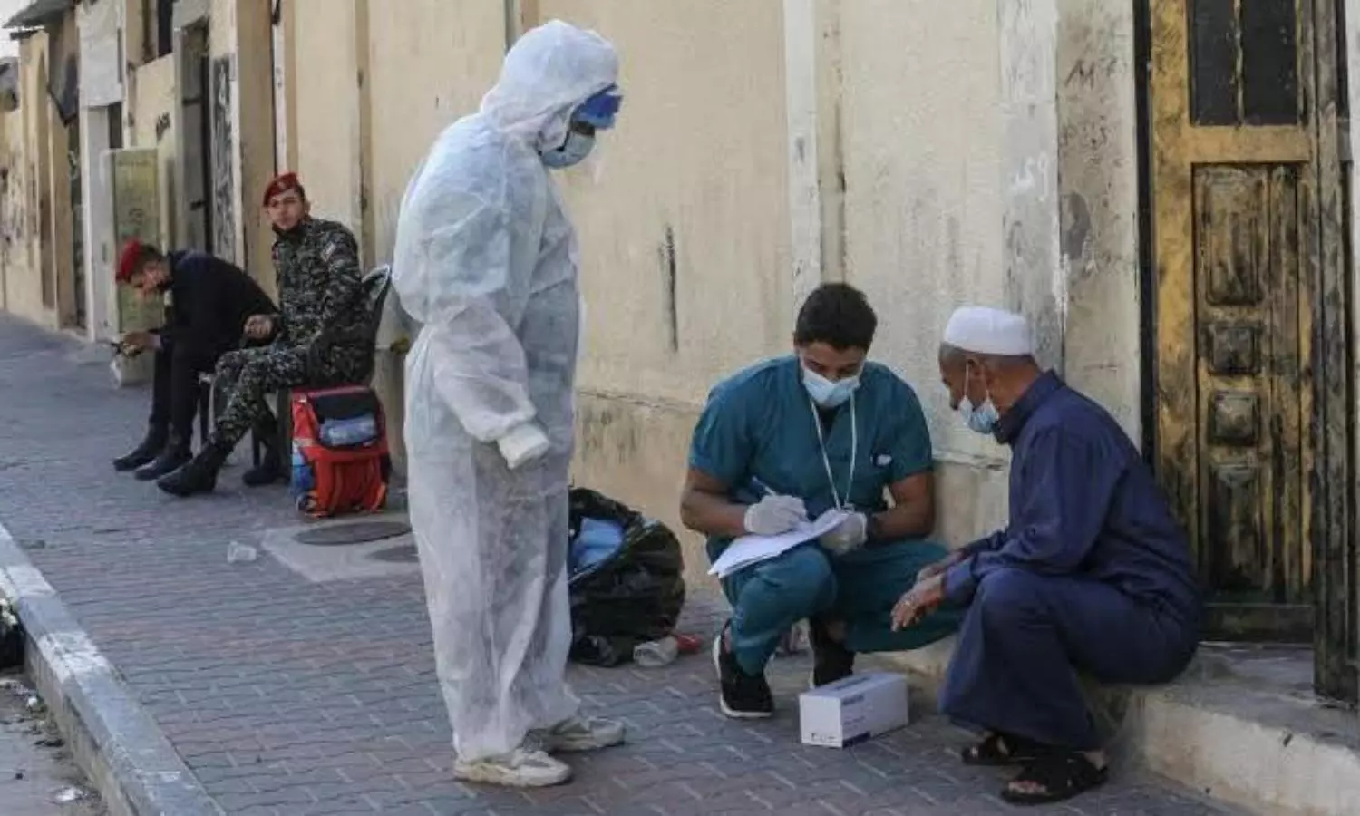 Oxford accused of not including Palestinians in Israelis vaccine drive