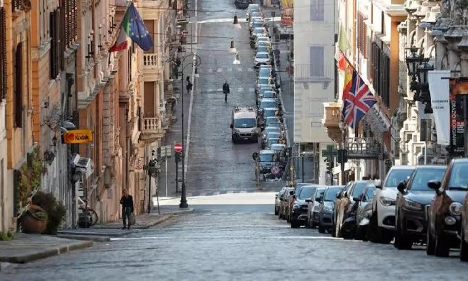 Italy to ease coronavirus restrictions as cases decline