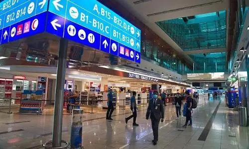 UAE suspends flights from India amid COVID-19 surge