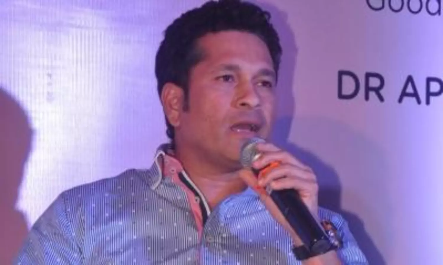 Sachin Tendulkar donates Rs 1 crore to procure Oxygen cylinders