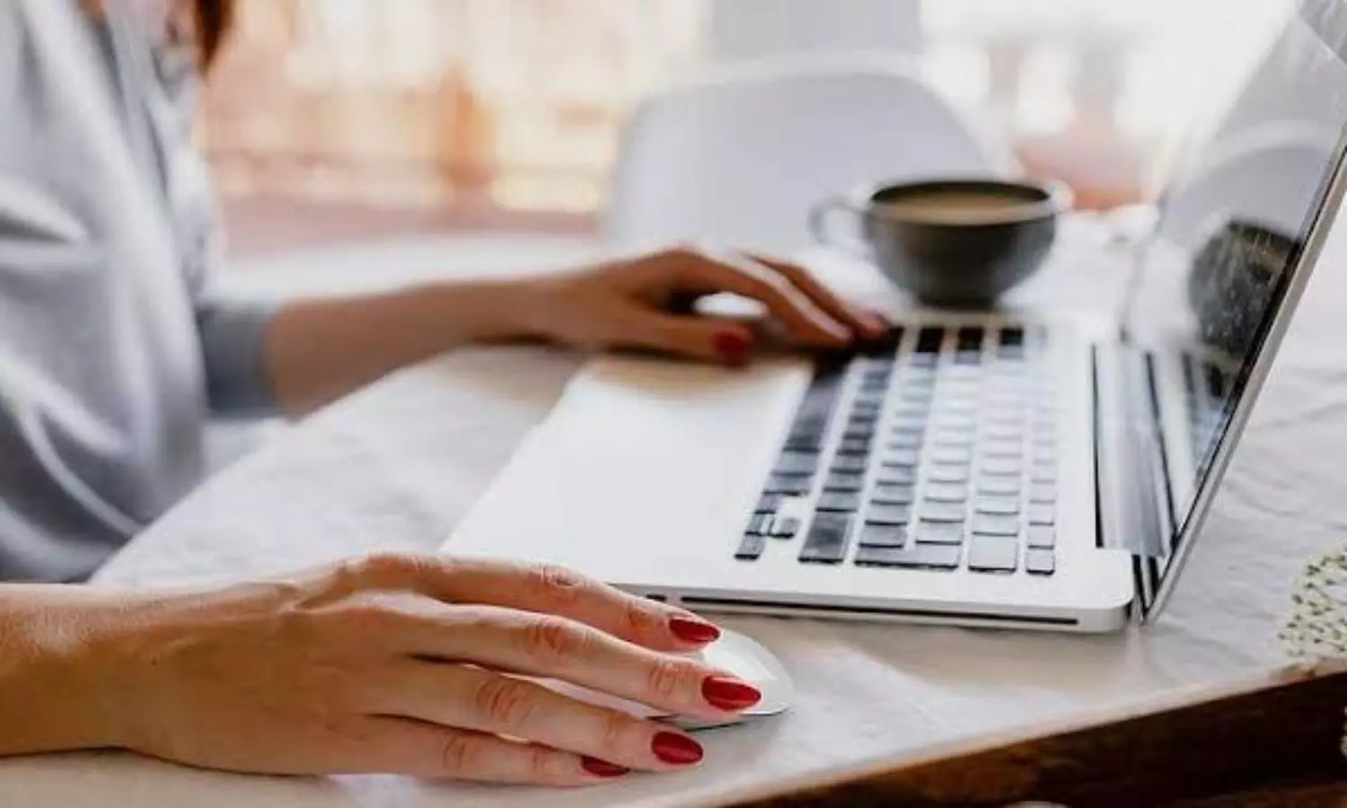 90% of women found to be hesitant in asking a pay hike: Survey