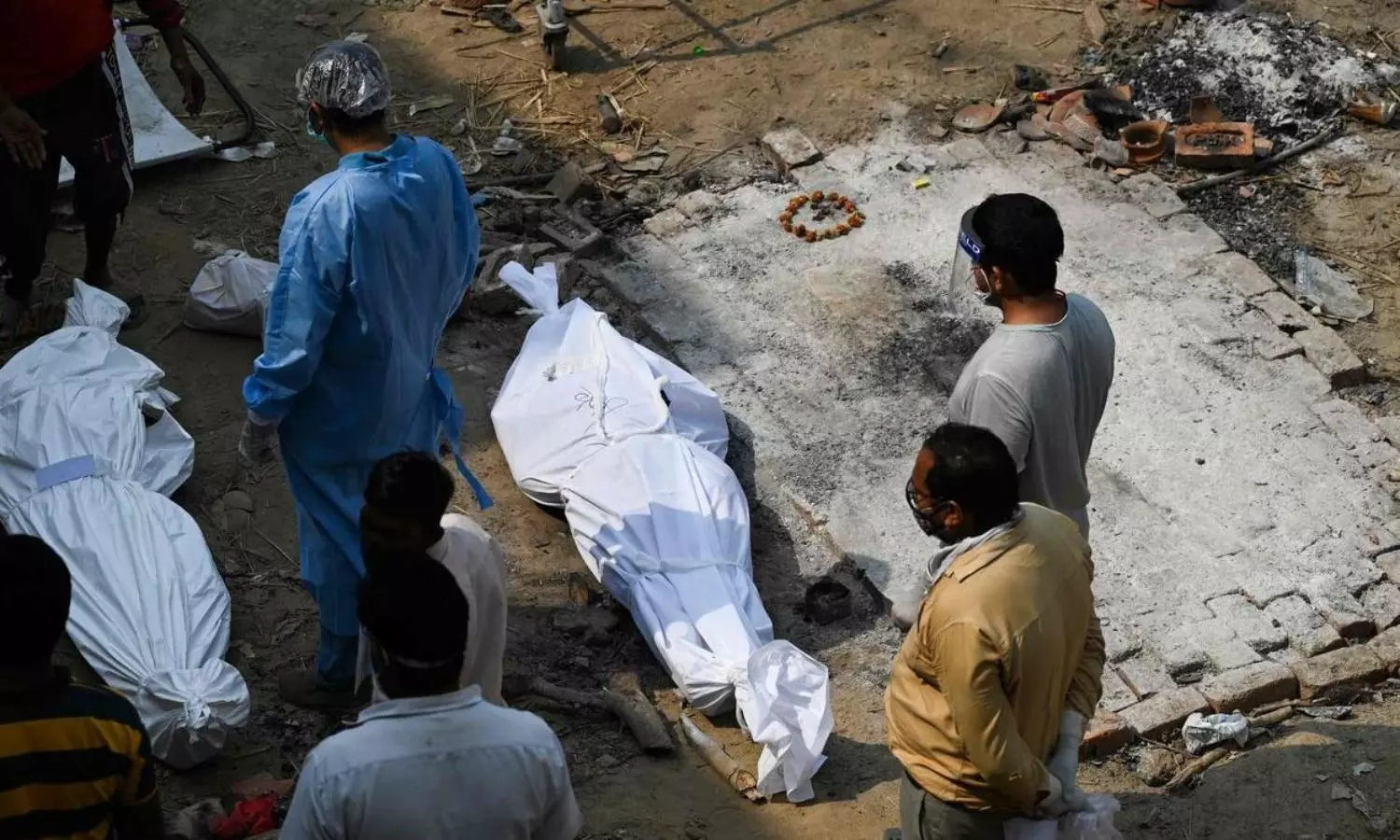 Global COVID caseload tops 156.4 mn, India records 4 lakh new cases