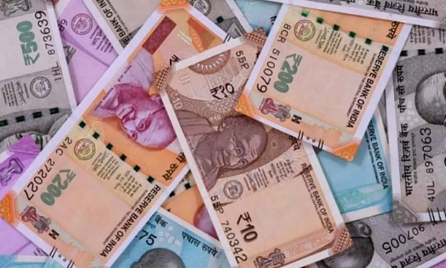 Cash with people records highest ever amid lockdown fear