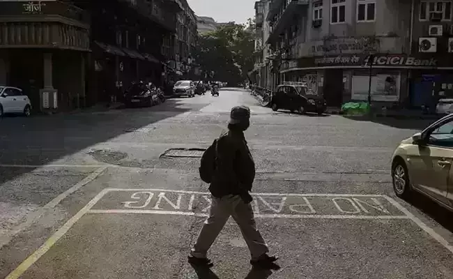 Trade body cries for GST, IT cuts as economic crisis deepens