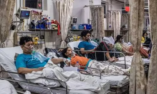 With over 3.62 lakh daily COVID infections, India again records more cases than recoveries