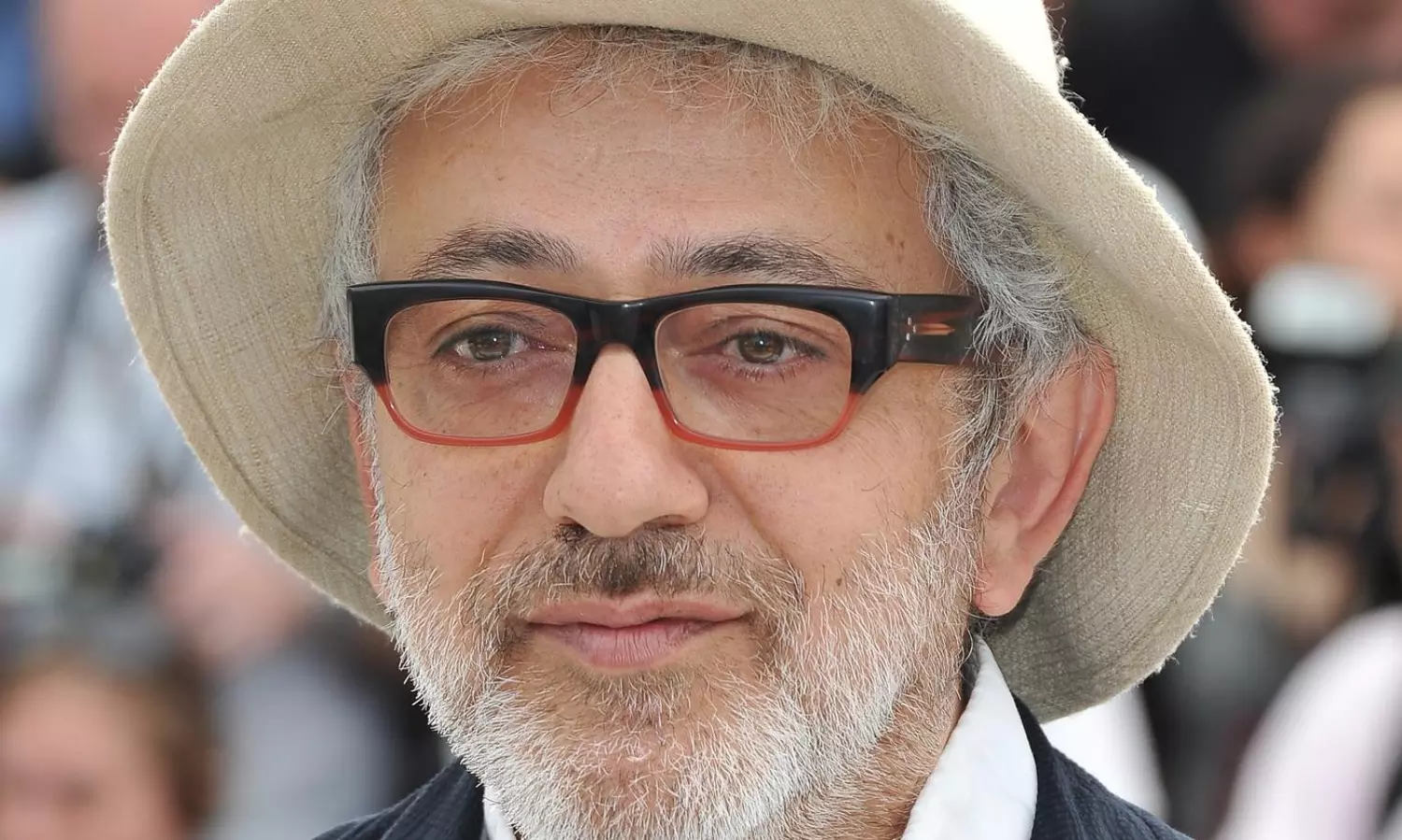 Palestinian filmmaker Elia Suleimans films to be screened for free for 10 days