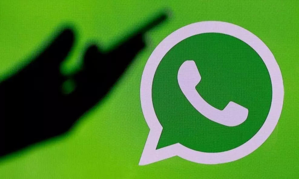 WhatsApp for iOS working on new message reaction feature