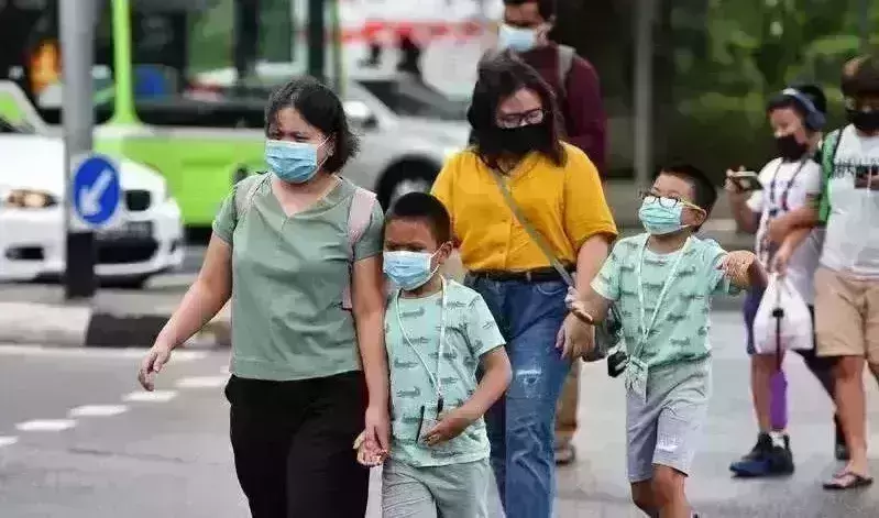 Singapore envoy corrects Kejriwal, says only Indian variant COVID is active