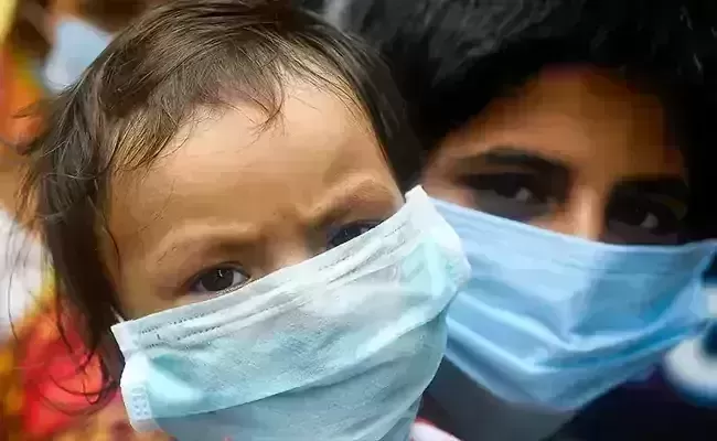 Expert predicts COVID third wave to be half as intense as second wave