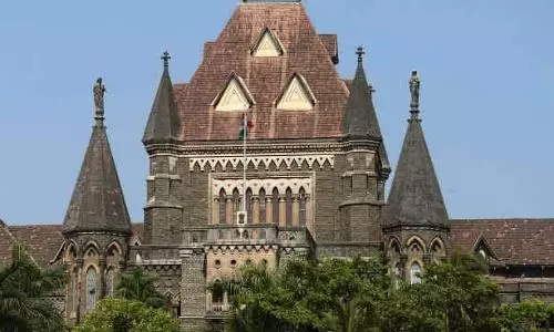 Bombay HC slams Centres unwillingness to adopt door-to-door vaccine policy