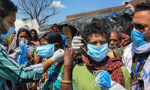 50% Indians avoid mask, 64% cover mouth, only 14% wear it properly: Survey