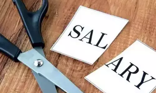 Survey says 37% Indians face salary deduction amid COVID crisis