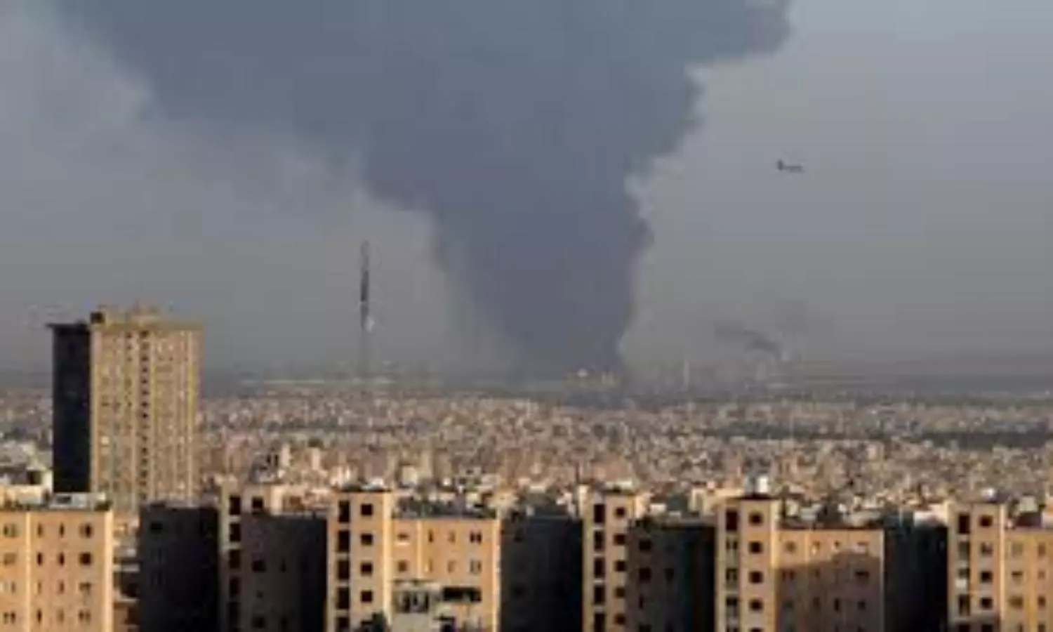 Oil refinery fire near Tehran burns into second day