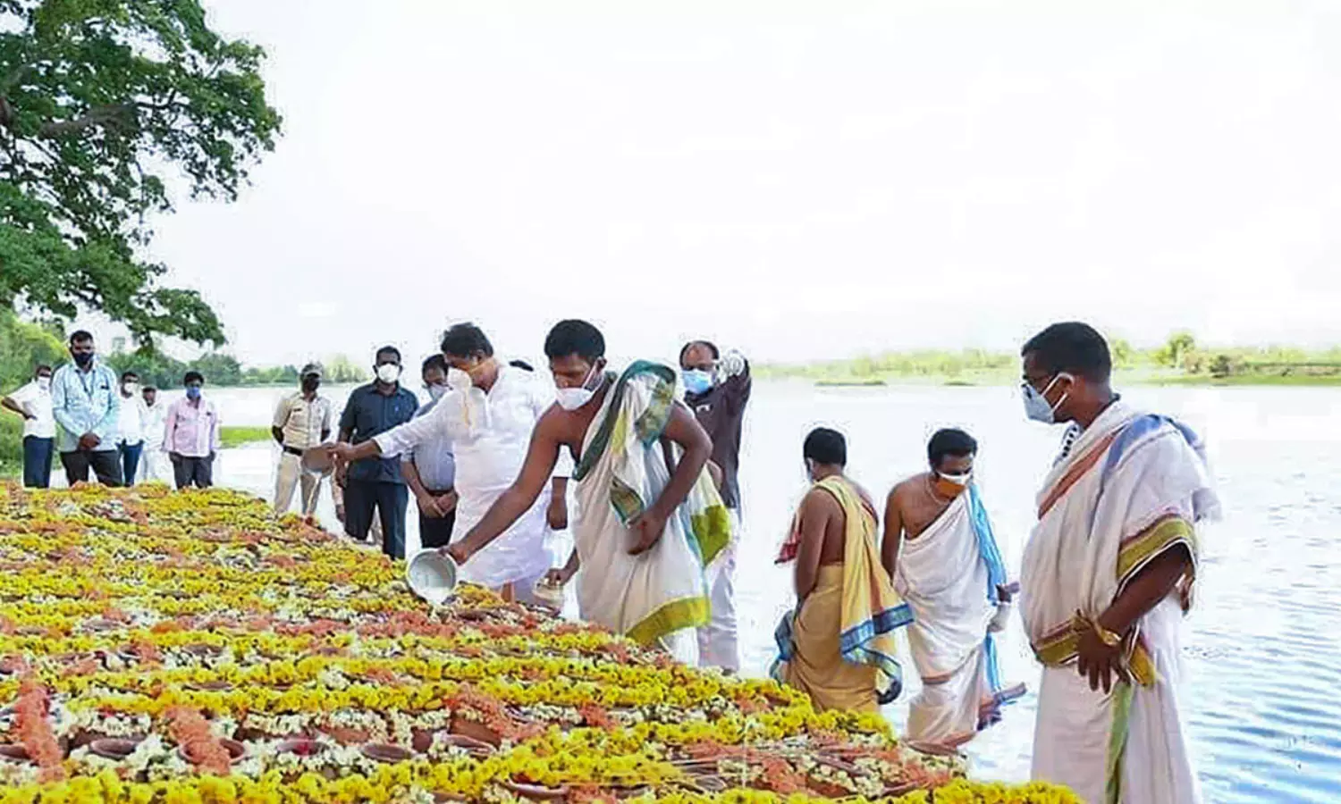 Unclaimed ashes of Covid victims: Ktaka govt arranges immersion as per Hindu traditions