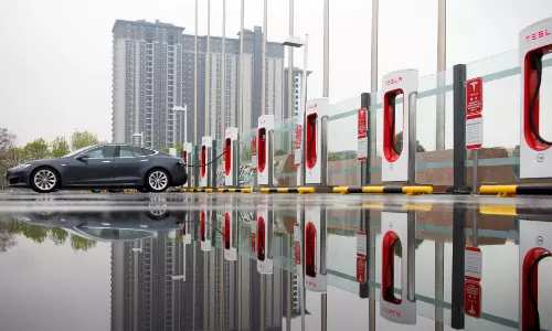 Tesla looks for senior-level leaderships in India to market EVs