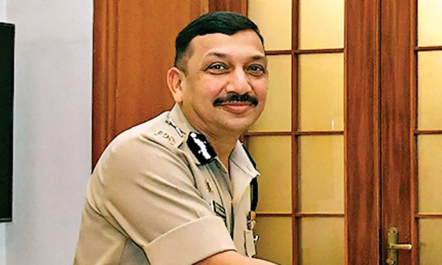 New CBI chief bans jeans, t-shirts, sports shoes inside offices