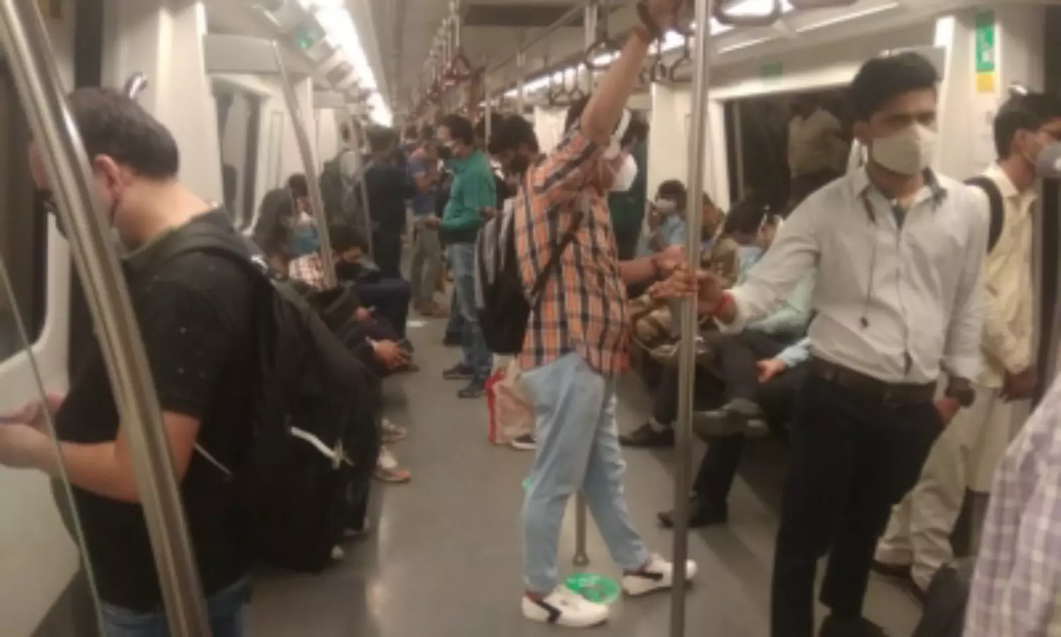 Delhi Unlock: Metro passengers seen breaking norms on day 1
