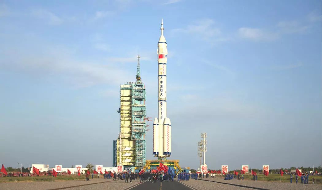 Chinas rocket ready to carry spaceship with astronauts to space station