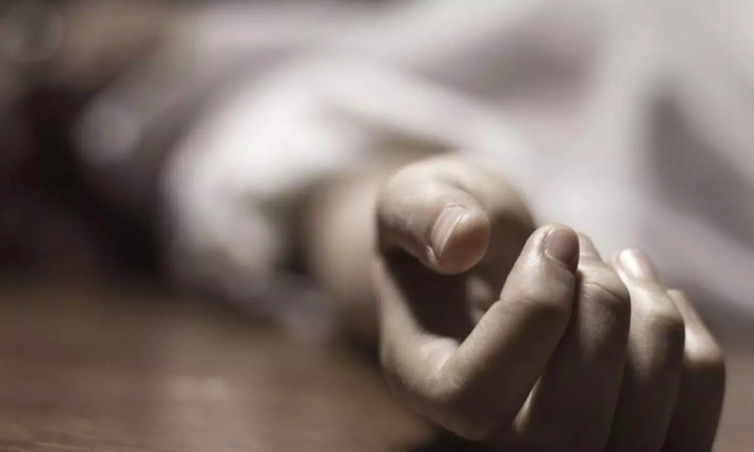 UP Journalist found dead after threats from liquor mafia, cops call it bike accident