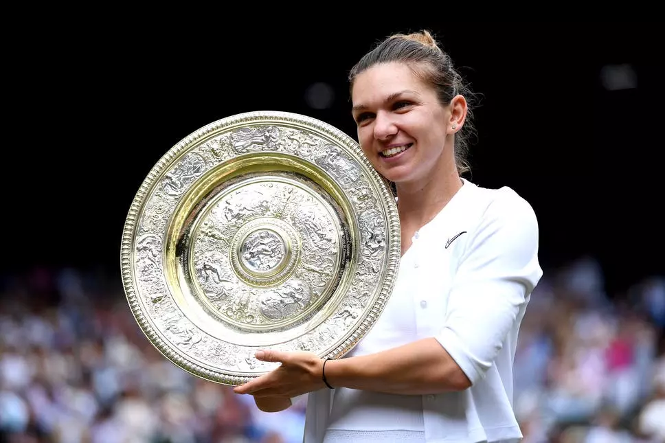 Calf injury puts reigning Wimbledon champion Simona Halep out of the race