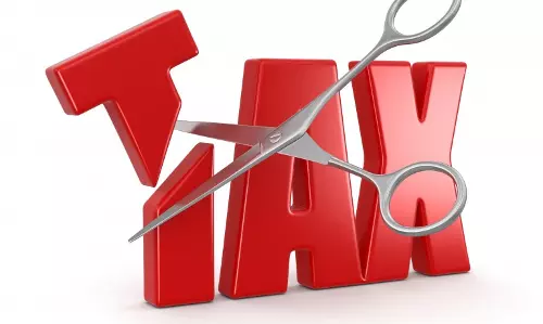 Income tax department serves notice to rickshaw puller to pay 3 crores