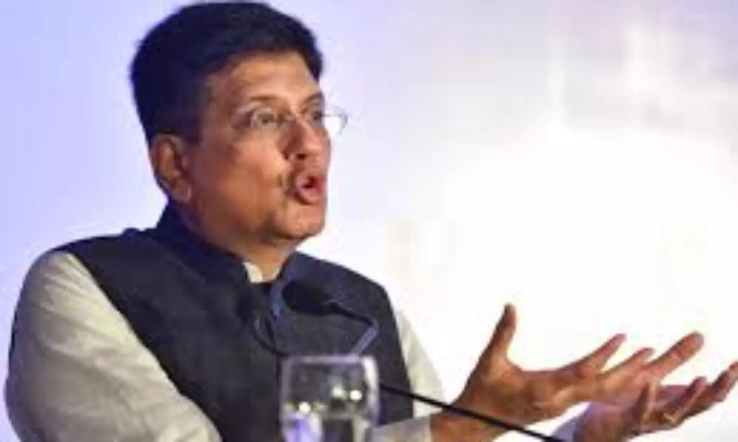 Piyush Goyal lashes out at e-com firms for flaunting laws