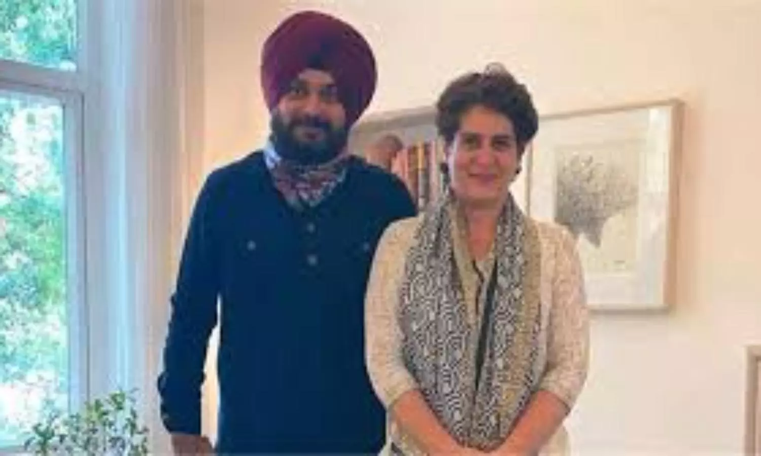 Amid ongoing squabble in Punjab Congress, Sidhu meets Priyanka