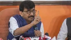 Sena, BJP bond is like Aamir-Kiran Raos divorce: Sanjay Raut Sena, BJP bond is like Aamir-Kiran Raos divorce: Sanjay Raut