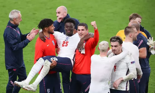 England marches to the finals ending Danish dream run