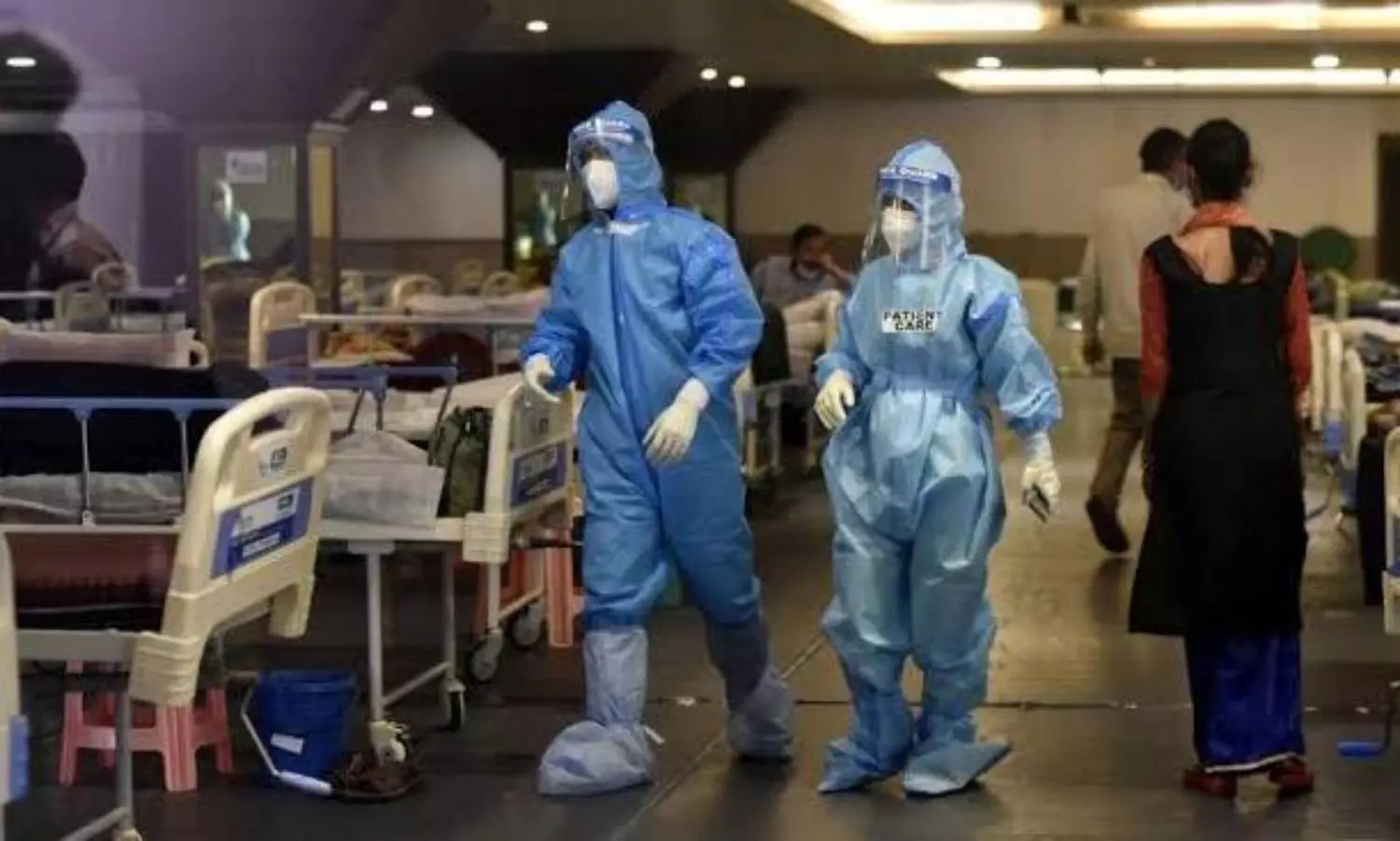 Indias active COVID-19 caseload dips with 37,154 fresh cases,724 deaths reported in last 24 hours