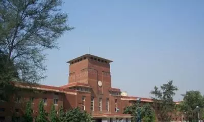 DU teachers association  strike against fund cuts