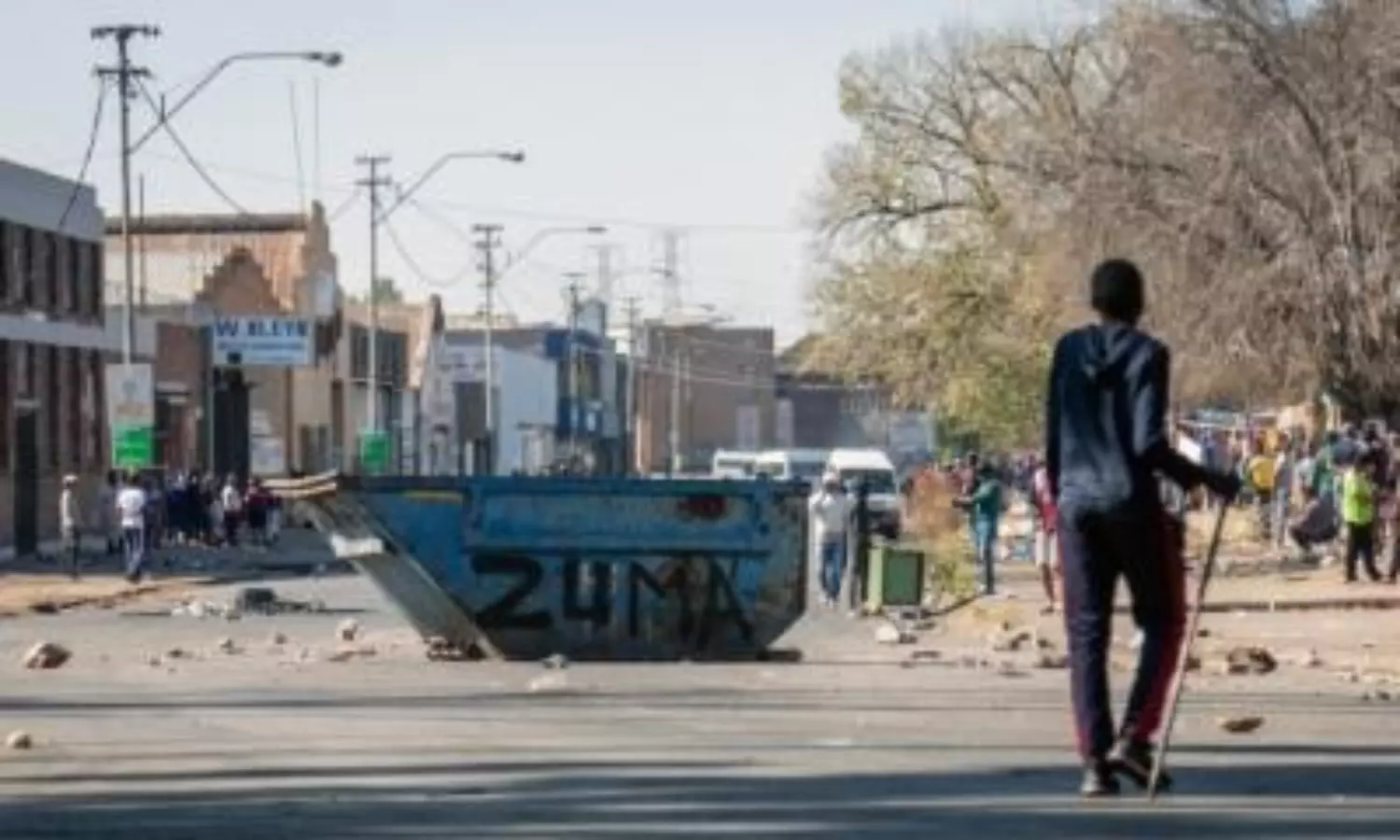 South Africa unrest: Looting continues in Durban, Death toll rises to 212