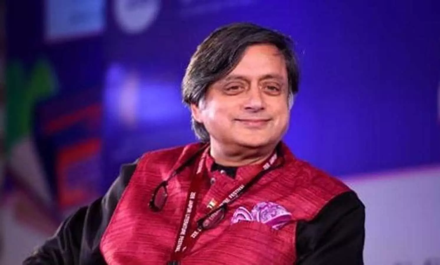 Rahul Gandhi said I must run for Congress president, says Shashi Tharoor