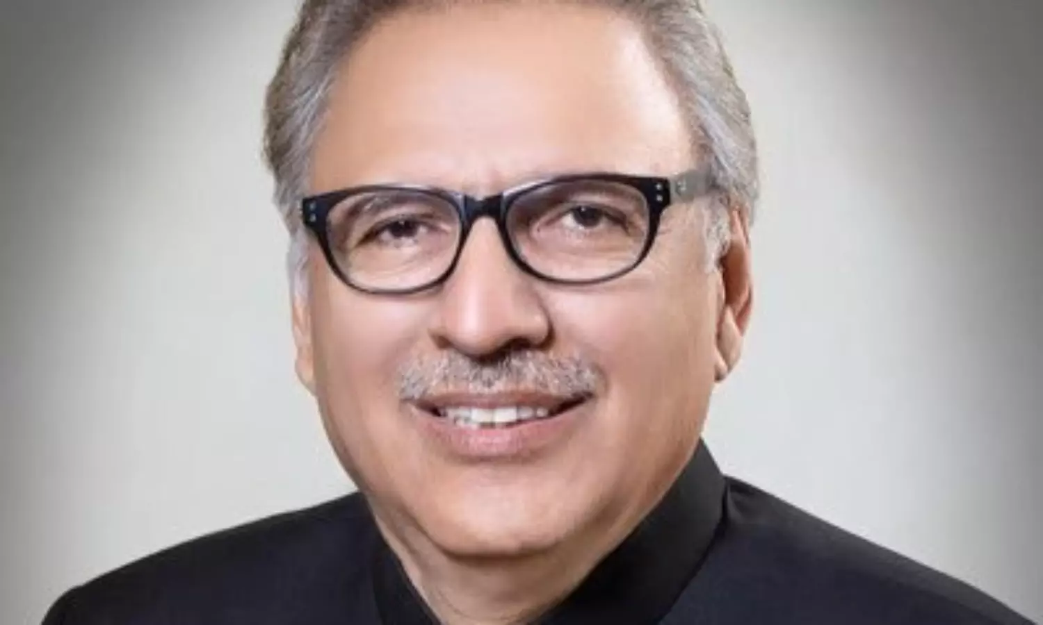 Pakistan president gives assent to bills safeguarding women, senior citizens rights