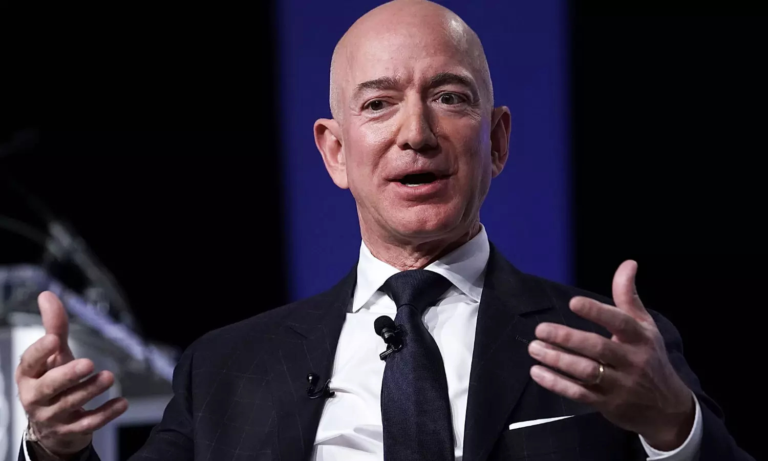 Jeff Bezos offer NASA $2 bn for moon mission contract